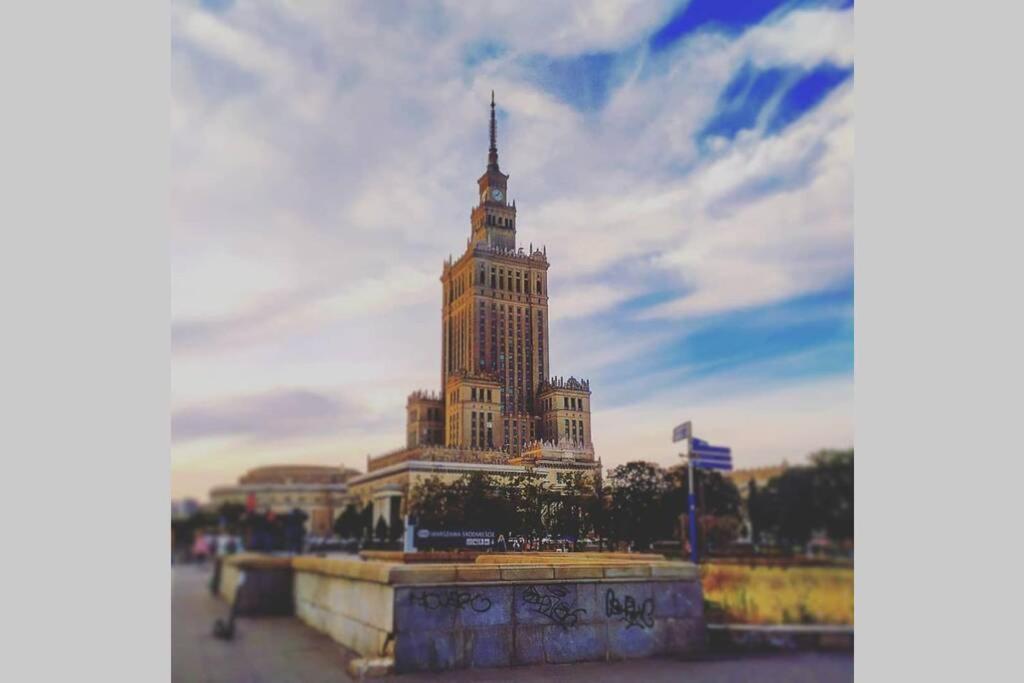 W Samym Centrum Na Grzybowskiej Warschau Buitenkant foto